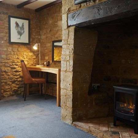 Red Lion Hotel By Greene King Inns Adderbury Exterior photo