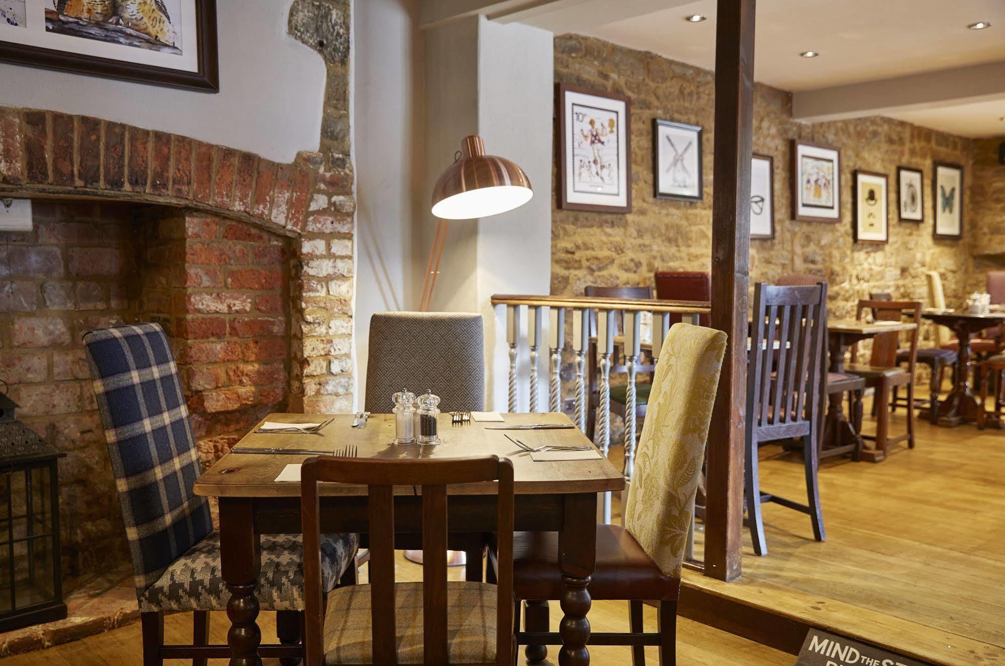 Red Lion Hotel By Greene King Inns Adderbury Exterior photo